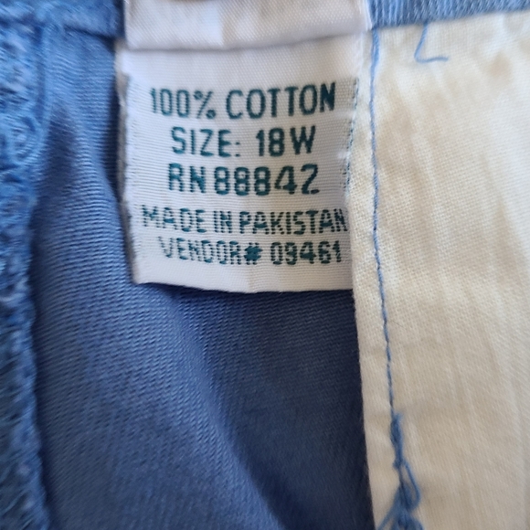 Only Necessity Woman's Sports Knit Capri's, Size: 18 Color: Blue - Picture 7 of 13